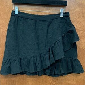 4 for $20 Micro mini ruffled black skirt size small